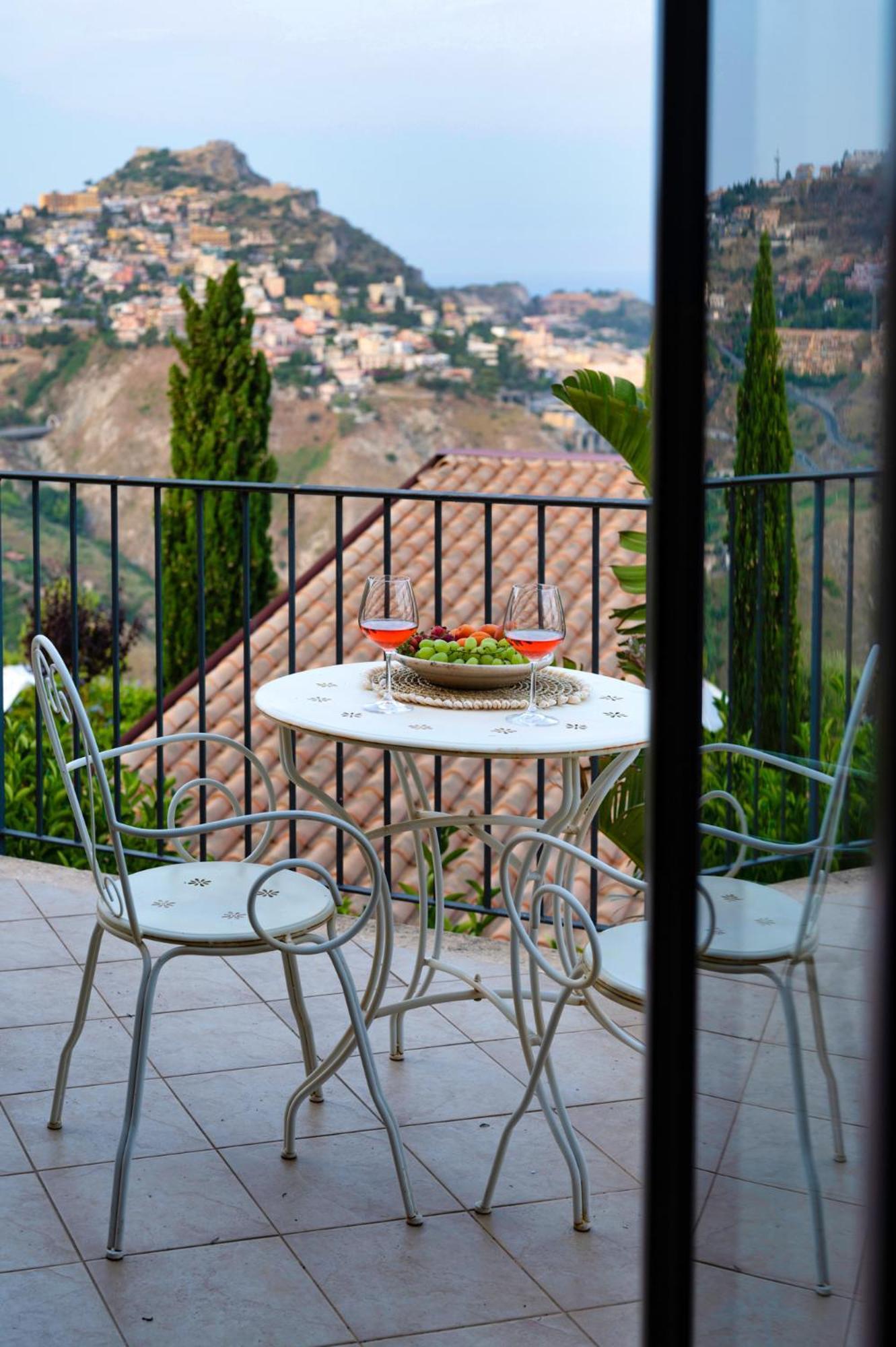 Casa Mathea Villa Taormina Buitenkant foto
