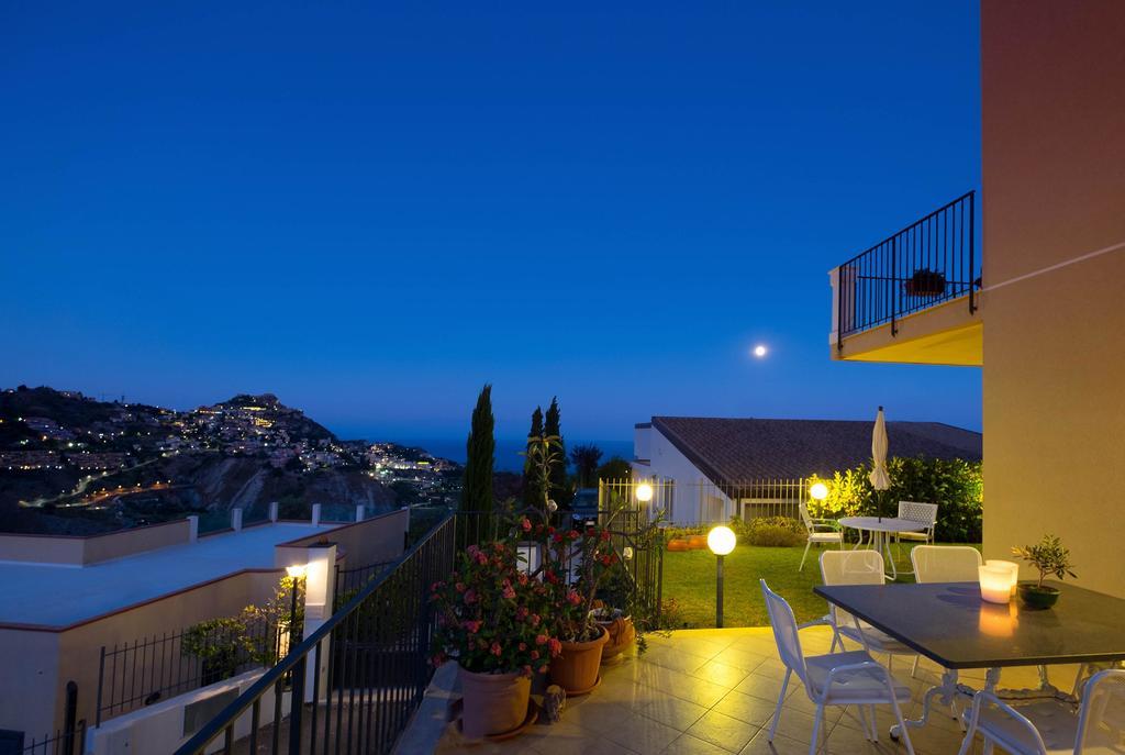Casa Mathea Villa Taormina Buitenkant foto